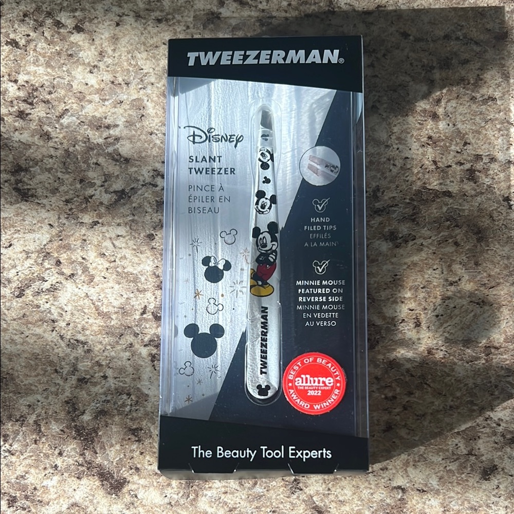 Tweezerman Disney Slant Tweezer - Mickey Mouse Design